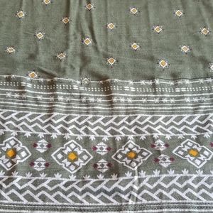 Old Navy Tank Top with key hole back